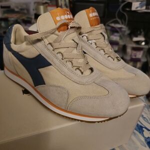 NEW Diadora Men's Beige and Blue Sneakers